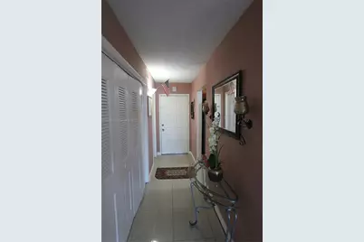 6940 NW Miami Gardens Dr #1-430, Hialeah, FL 33015 - Photo 11
