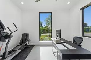 301 NE 27th Dr, Wilton Manors, FL 33334 - Photo 21