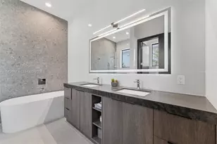 301 NE 27th Dr, Wilton Manors, FL 33334 - Photo 15