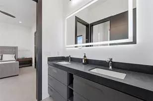 301 NE 27th Dr, Wilton Manors, FL 33334 - Photo 25