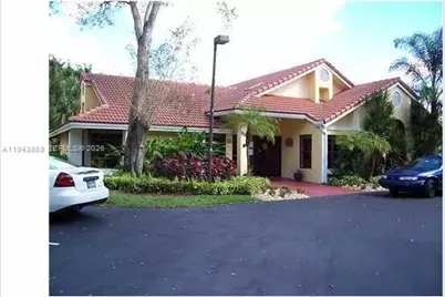 10125 W Sunrise Blvd #104, Plantation, FL 33322 - Photo 3