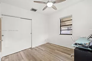 206 SE 5th St, Dania Beach, FL 33004 - Photo 15