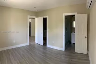 55 NE 59th St, Miami, FL 33137 - Photo 13