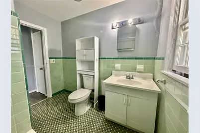 1260 NE 115th St #2, Miami, FL 33161 - Photo 9