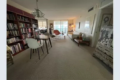 6039 Collins Ave #1232, Miami Beach, FL 33140 - Photo 1