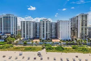 6039 Collins Ave, Miami Beach, FL 33140 - Photo 9