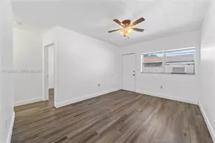 15940 NE 19th Ct, North Miami Beach, FL 33162 - Photo 3