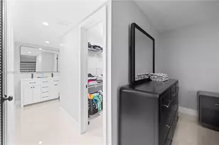 2302 S Cypress Bend Dr, Pompano Beach, FL 33069 - Photo 15