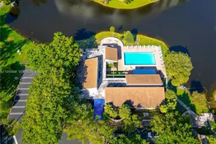 2302 S Cypress Bend Dr, Pompano Beach, FL 33069 - Photo 33