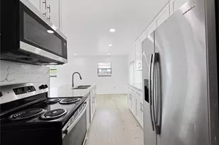 631 N 68th Terrace, Hollywood, FL 33024 - Photo 7