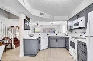 8111 Southgate Blvd, North Lauderdale, FL 33068 - Photo 5