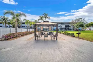 1201 Hillcrest Ct, Hollywood, FL 33021 - Photo 39