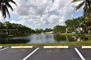 400 Palm Cir W, Pembroke Pines, FL 33025 - Photo 35