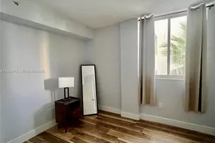 5091 NW 7th St, Miami, FL 33126 - Photo 9