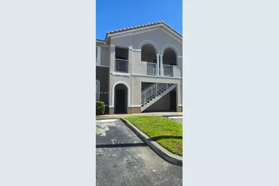 2551 SE 16th Ter #202, Homestead, FL 33035 - Photo 5