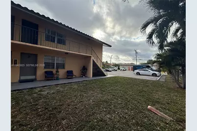 460 Eldron Dr #6, Miami Springs, FL 33166 - Photo 1