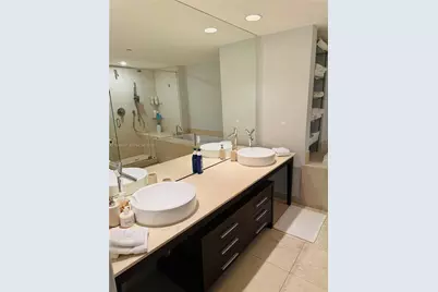 465 Brickell Ave #618, Miami, FL 33131 - Photo 9