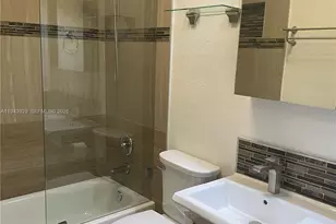 11115 W Okeechobee Rd, Hialeah Gardens, FL 33018 - Photo 23