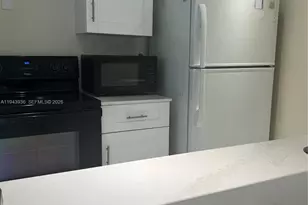 260 NW 107th Ave, Miami, FL 33172 - Photo 5