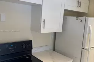 260 NW 107th Ave, Miami, FL 33172 - Photo 11