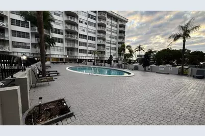 16740 NE 9th Ave #807, North Miami Beach, FL 33162 - Photo 43