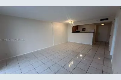 16740 NE 9th Ave #807, North Miami Beach, FL 33162 - Photo 3