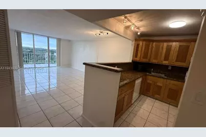 16740 NE 9th Ave #807, North Miami Beach, FL 33162 - Photo 5