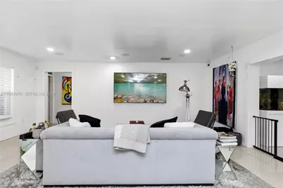 11810 W Biscayne Canal Rd, Miami, FL 33161 - Photo 9
