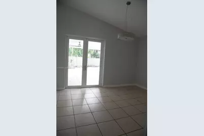 12896 SW 54th Ct, Miramar, FL 33027 - Photo 5