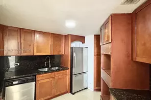 801 Brickell Bay Dr, Miami, FL 33131 - Photo 3