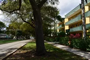 1975 NE 135th, North Miami, FL 33181 - Photo 25