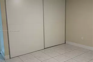 300 NE 191st St, Miami, FL 33179 - Photo 15