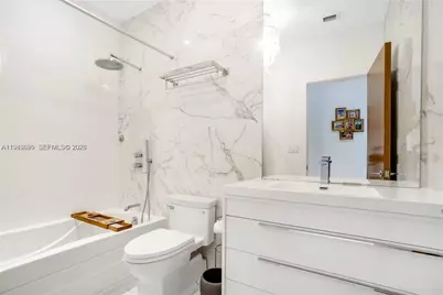 5911 Alton Rd, Miami Beach, FL 33140 - Photo 25