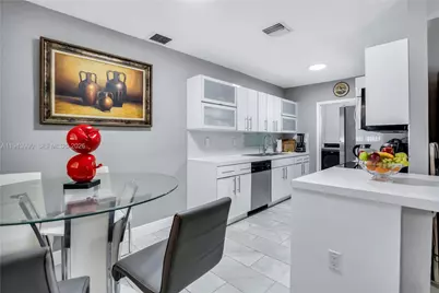 17800 NW 37 Th Ave, Miami Gardens, FL 33056 - Photo 7