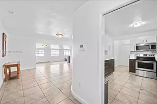 18502 NW 23rd Ct, Miami Gardens, FL 33056 - Photo 23