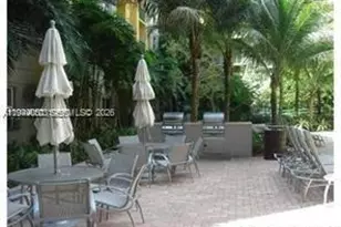 6001 SW 70th St, South Miami, FL 33143 - Photo 7