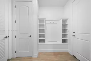 2715 Primrose Pl, Oakland Park, FL 33309 - Photo 23