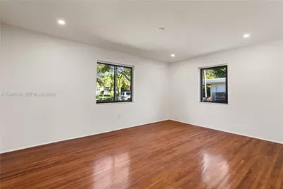 1044 NE 97th St, Miami Shores, FL 33138 - Photo 11