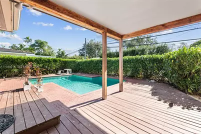 1044 NE 97th St, Miami Shores, FL 33138 - Photo 21
