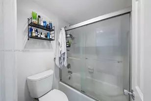 11111 Biscayne Blvd, Miami, FL 33181 - Photo 25