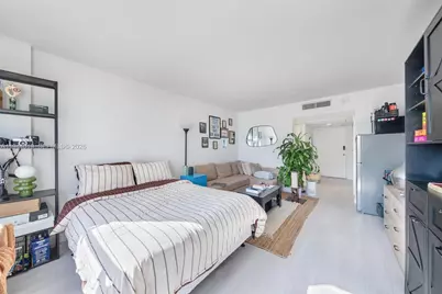 11111 Biscayne Blvd #207, Miami, FL 33181 - Photo 21