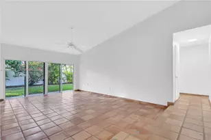 10514 SW 127th Ct, Miami, FL 33186 - Photo 7