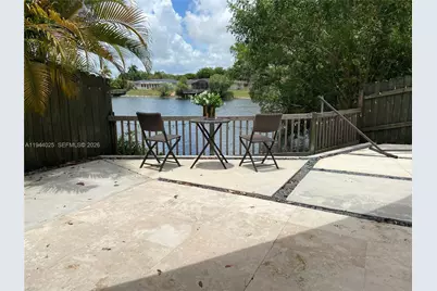 13932 Kendale Lakes Dr, Miami, FL 33183 - Photo 29