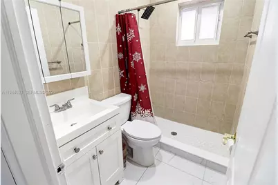 591 SE 5th St, Hialeah, FL 33010 - Photo 27