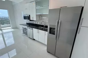 60 SW 13th St, Miami, FL 33130 - Photo 3