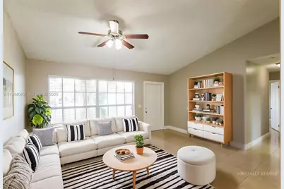 8410 NW 27th Pl, Sunrise, FL 33322 - Photo 5