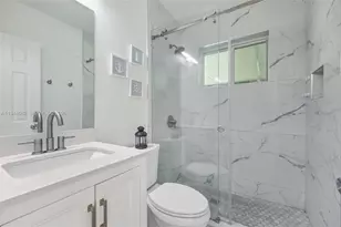 16101 NE 8th Ave, North Miami Beach, FL 33162 - Photo 23