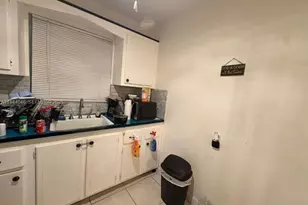 18707 NE 2nd Ave, Miami, FL 33179 - Photo 3