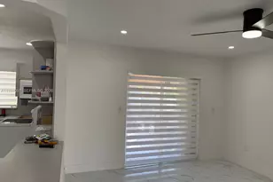 1280 W 38th St, Hialeah, FL 33012 - Photo 11