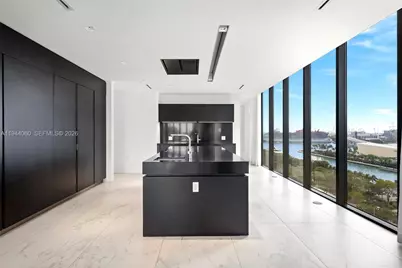 1000 Biscayne Blvd #TH1201, Miami, FL 33132 - Photo 31
